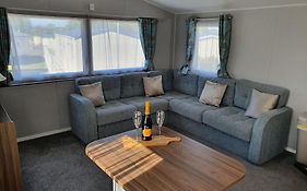 Brand New 2 Bed Caravan @ Rockley Park